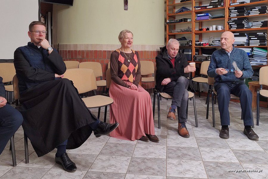 33 Spotkanie w atelier.jpg